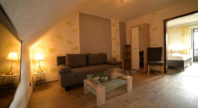 Апартаменты Hotel Zrenners GARNI