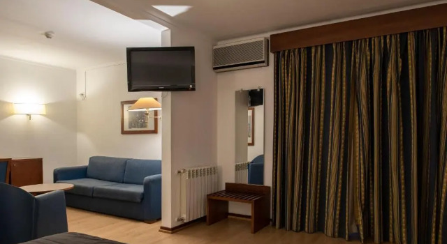 Семейный номер Standard Hotel Samasa Fundao