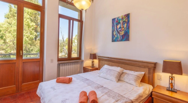 Art apartment in Mamila