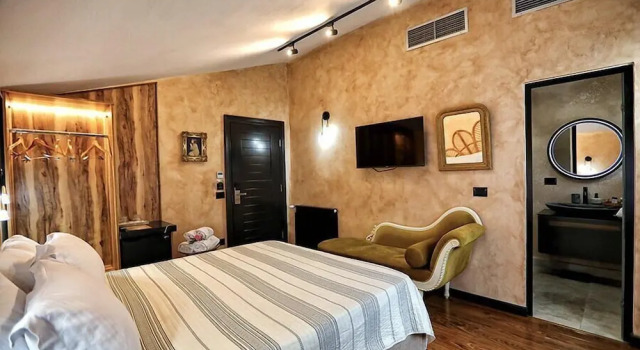 Deluxe dobbelt værelse med altan med søudsigt Hotel Labiatan