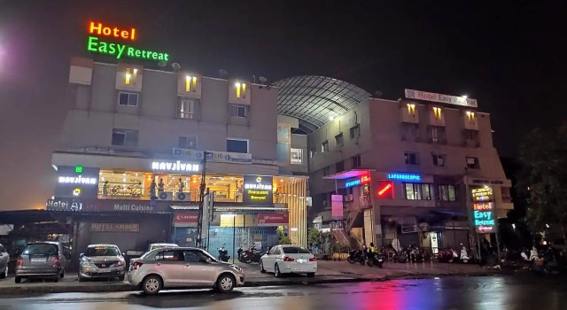 Hotel Easy Retreat, Prenota Hotel Hotel a Vapi con colazione, Colazione