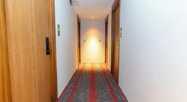 Hotel Sing 65, Rezervovat Hotel Hotely v Bangalore s parkováním, Parkování