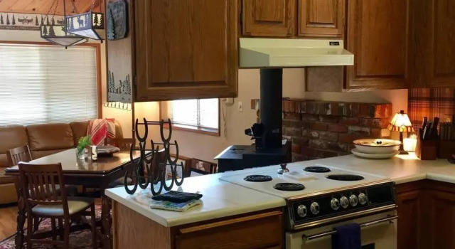 Whispering Pines Cabin Retreat, Reserva ahora Casa o chalet Ashland Rogue Valley