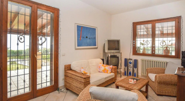 Beautiful Home in Scicli With 4 Bedrooms and Outdoor Swimming Pool, Book Hotel Hotels in Sicily with a Pool, Swimming Pool