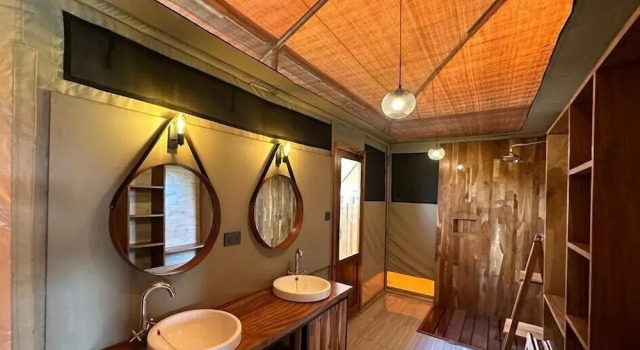 Тент Arukore Simba Camp-Serengeti
