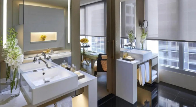 Двухместный номер L450 Superior Mandarin Oriental The Landmark, Hong Kong