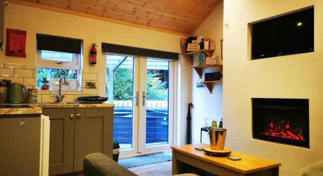 Hottub-nature-familyfriendly-wifi-parking, 预订 酒店 利马瓦迪 伦敦德里