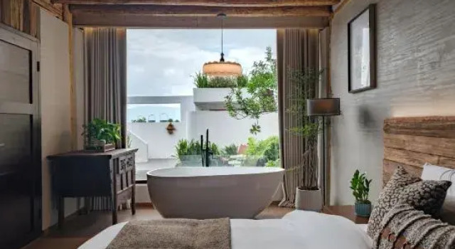 Люкс Deluxe Mountain and Sea Cottage Yueshe
