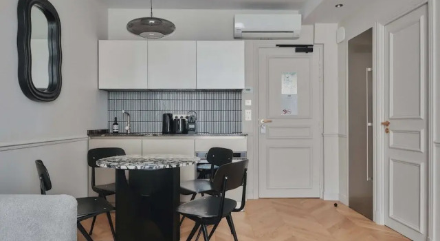 Апартаменты Deluxe Nestay Sentier