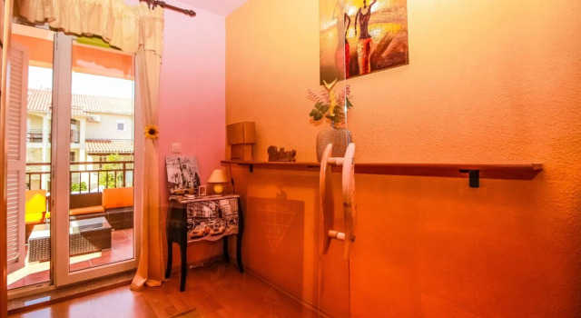 Holiday House Vesna, Забронировать Отель Отели Винкуран 4 звезды, 4*