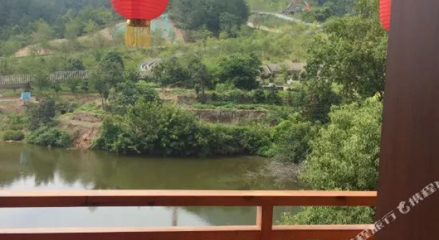 Jinligou Original Ecological Farm Stay, Prenota Agriturismo Wuhan Hubei