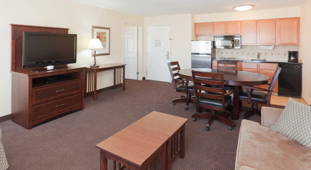 Двухместный люкс c 1 комнатой Staybridge Suites Rocklin - Roseville Area by IHG