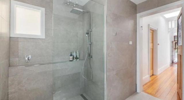 Warwick St Retreat! 3 Bedroom House With Parking, Book Hotel West Hobart Tasmania