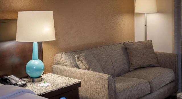 Люкс Best Western Plus Strongsville Cleveland