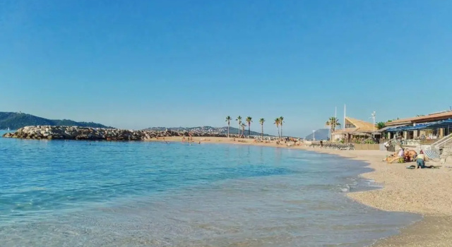Charming T2 Equipped 1min Walk To Beaches