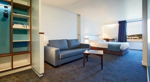 Четырёхместный номер Standard ibis Styles Bordeaux Begles Arena
