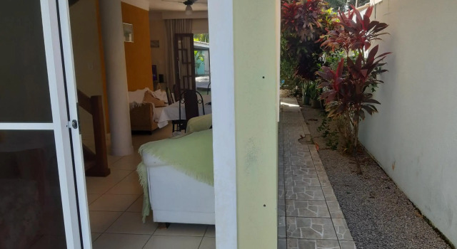 Casa em Buraquinho