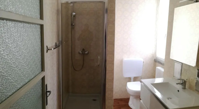 Вилла с видом на озеро Villa Mari