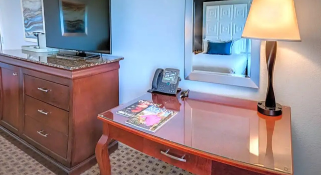 Двухместный номер Deluxe Rosen Plaza Hotel Orlando Convention Center