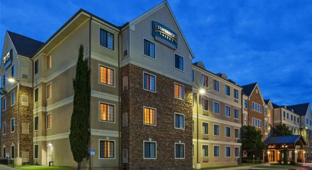 Кровать в общем номере Staybridge Suites Austin Round Rock by IHG