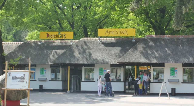 Cosy on ground level home, wifi, central location, many children's equipment, Book Hotel Ermelo Veluwe