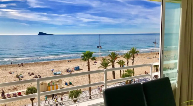 Апартаменты Coblanca Levante Beach Seafront