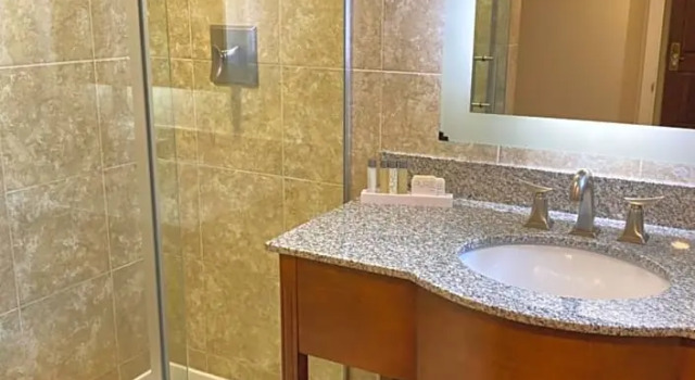 Номер Standard Normandy Inn