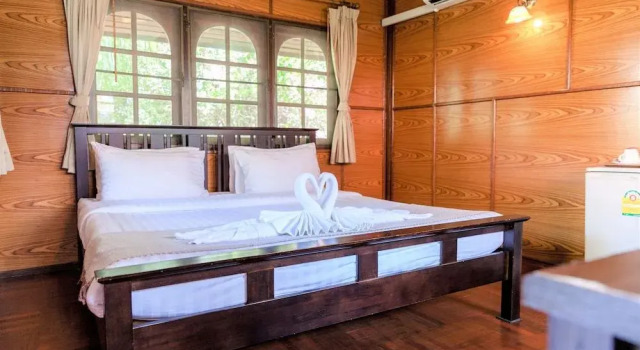 Bangrak Pier Bungalow, Забронировать Отель Отели Бан-Ао-Банграк 3 звезды, рядом с Пирс Банграк, 3*