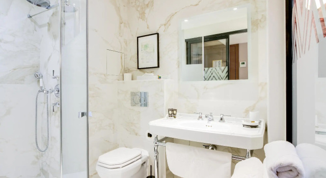 Номер Standard MomArt Hotel
