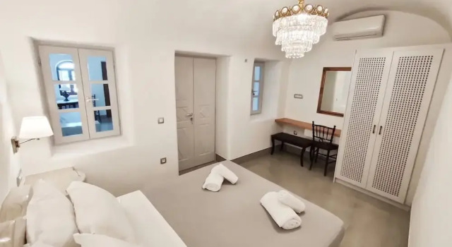 Dreamer's Secret Villa