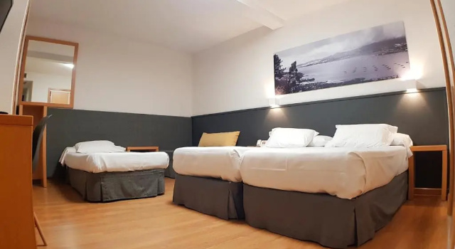 Четырёхместный номер Standard Hotel del Mar Vigo