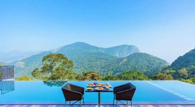 Shola Crown Resort, Забронировать Курортный отель Бизнес-отели штата Кералы, 4* 5*