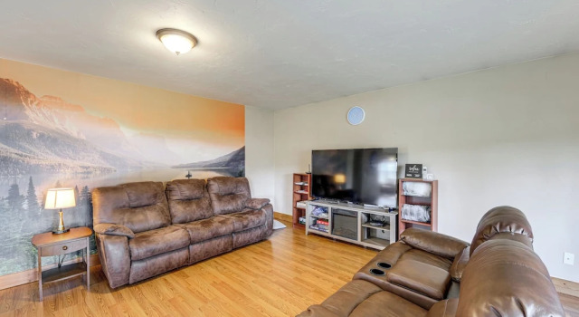 Columbia Falls Private Retreat: Pool Table & Deck!