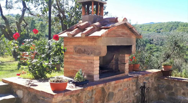 Апартаменты c 1 комнатой Cottage indipendente di 70 mq con piscina ad uso esclusivo , aria condizionata , 2 bagni , living room ,ampia cucina , lavanderia , terrazza ,giardini , parcheggio privato immerso nelle colline toscane facente parte di dimora storica toscana di fine 1700