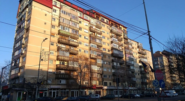 Penthouse Apartament Nufărul Oradea, Varaa Huoneisto Oradea 