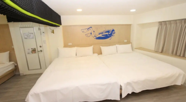 Номер Standard FJ House