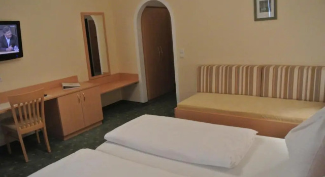 Трёхместный номер Standard Landhotel Stofflerwirt