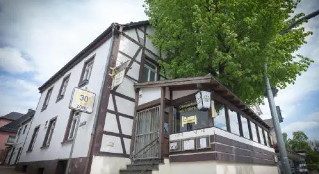 Gasthof Im Kohl, Забронировать Отель Отели Нойенраде с парковкой, Парковка