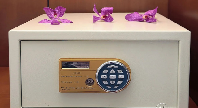 Семейный номер Deluxe с красивым видом из окна SaziHome Old Town Hanoi