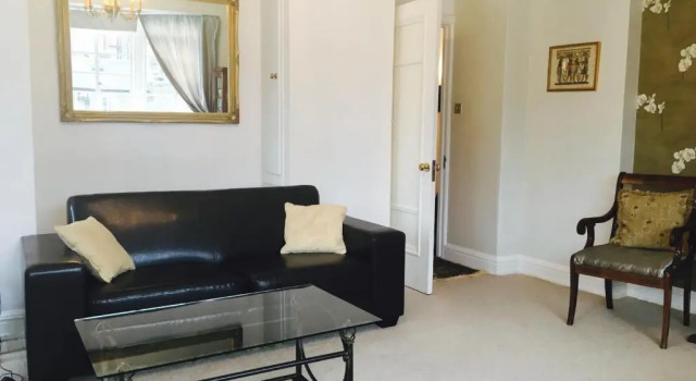 Апартаменты Executive Knightsbridge Apartment
