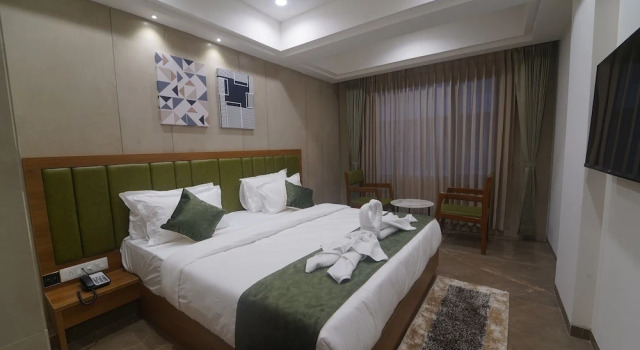 Номер Deluxe Hotel Stature Inn