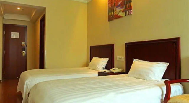 Двухместный номер Deluxe GreenTree Inn Guangxi Nanning Jiangnan Wanda Plaza Tinghong Road Express Hotel