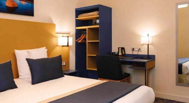 Номер Superior Hotel Des Remparts Lyon Perrache