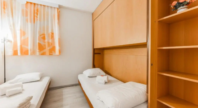 Holiday Suite 304 Residenza Lago di Lugano, Забронировать Отель Биссоне Лугано
