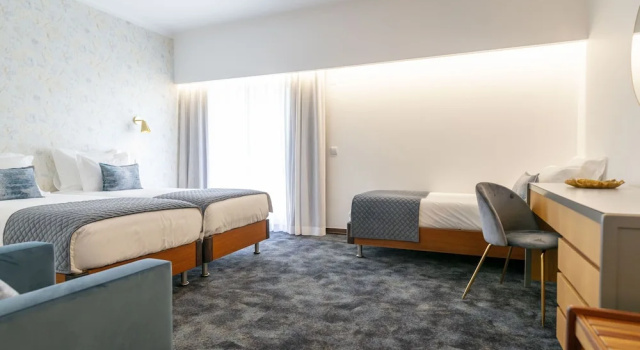 Трёхместный номер Standard с балконом D. Afonso Hotel & SPA