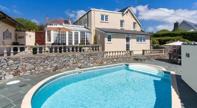 Windy Ridge Cottage - 5 Bedroom Holiday Home - Oxwich, Забронировать Дом для отпуска Суонси Полуостров Гоуэр, рядом с Замок Оксвич
