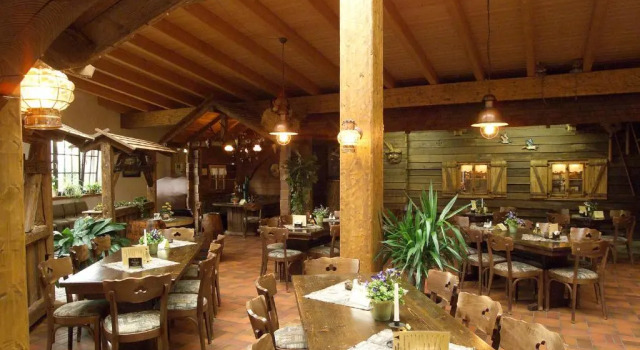 Räuberschänke, Book Hotel Oederan Ore Mountains
