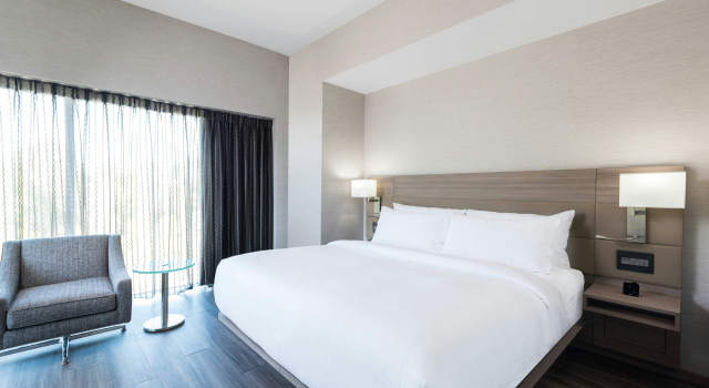 AC Hotel by Marriott Boston Cambridge, Забронировать Отель Кембридж Boston Metropolitan Area