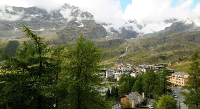 Апартаменты Matterhorn View Apartment in Breuil-Cervinia near Ski Area