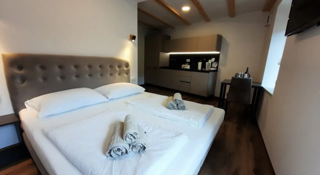 Люкс Luxury с видом на окрестности Apartments Hlapi with SPA